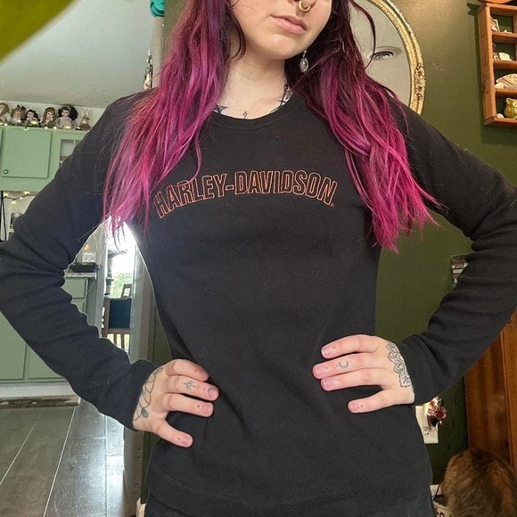 Harley Davidson Tops - Harley Davidson long sleeve tee #bikerstyle true vintage and y2k
